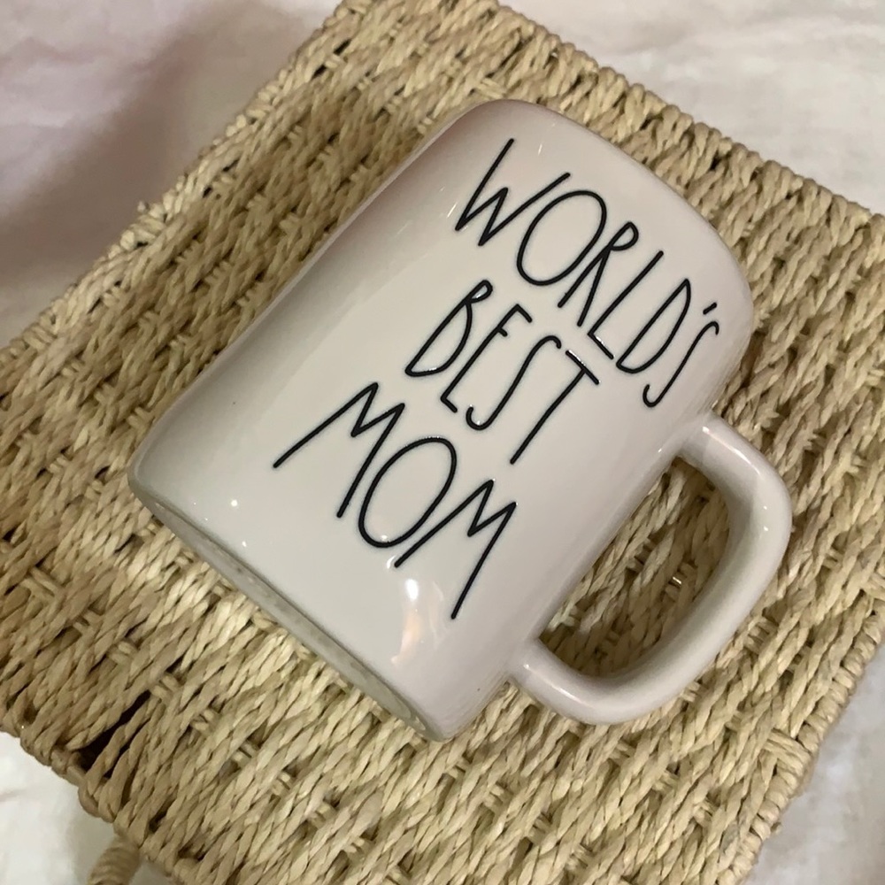 Rae Dunn Mug “World’s Best Mom”